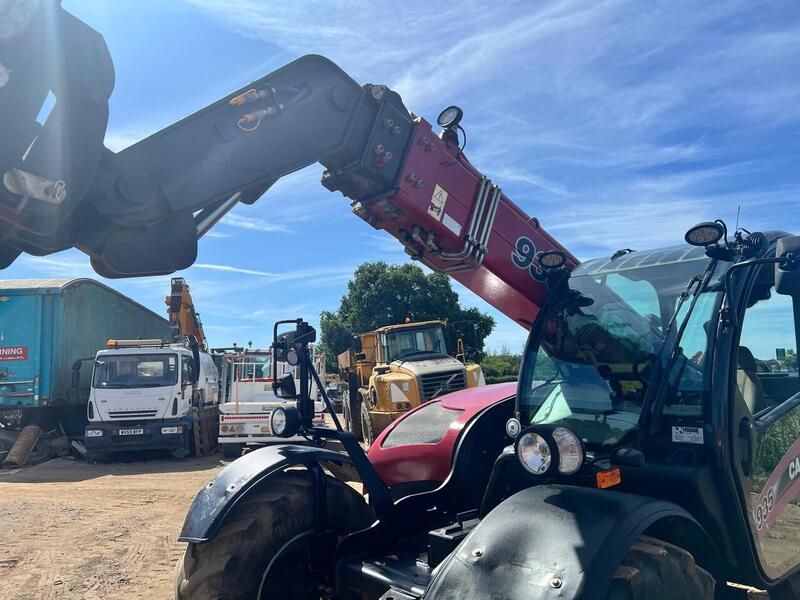 CASE Farmline Telehandler