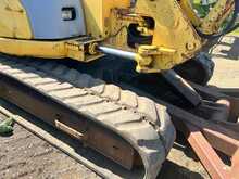 New Holland E80 8 Ton Rubber Tracked Excavator 