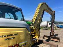 New Holland E80 8 Ton Rubber Tracked Excavator 