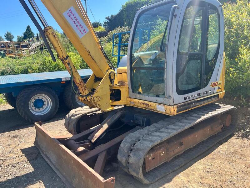 New Holland 8 Ton Rubber Tracked Excavator