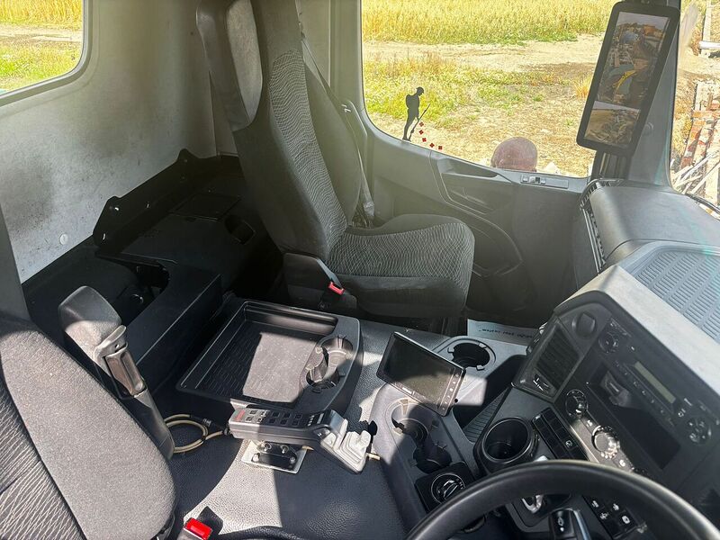 Mercedes-Benz Multilift Hook Loader