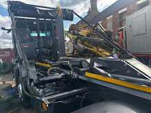 Mercedes-Benz 3240 Multilift Hook Loader 