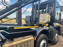 Mercedes-Benz 3240 Multilift Hook Loader 