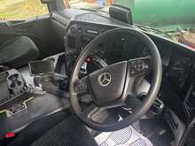 Mercedes-Benz 3240 Multilift Hook Loader 