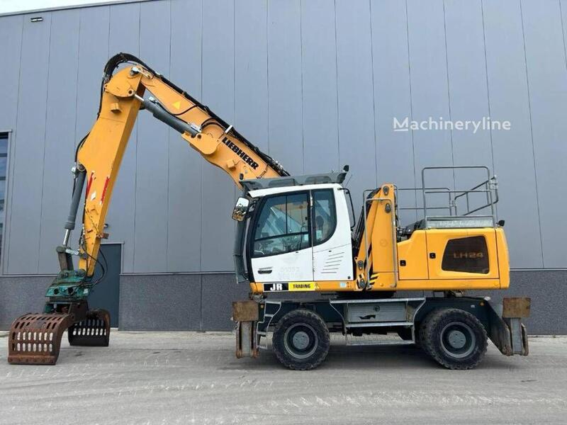 Liebherr Material Handler