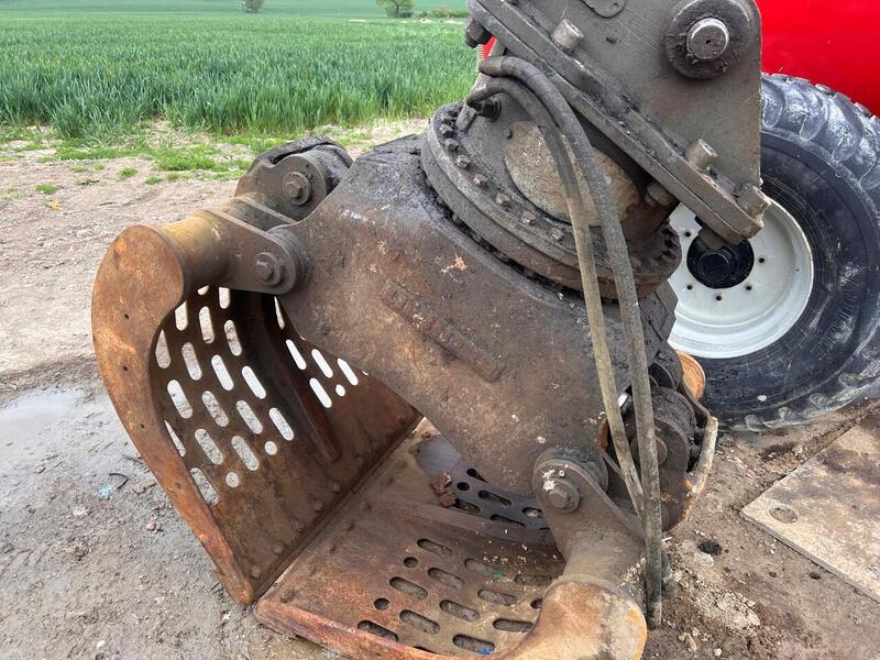 Liebherr Material Handler