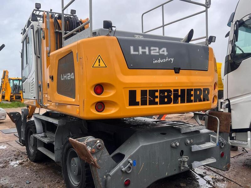 Liebherr Material Handler
