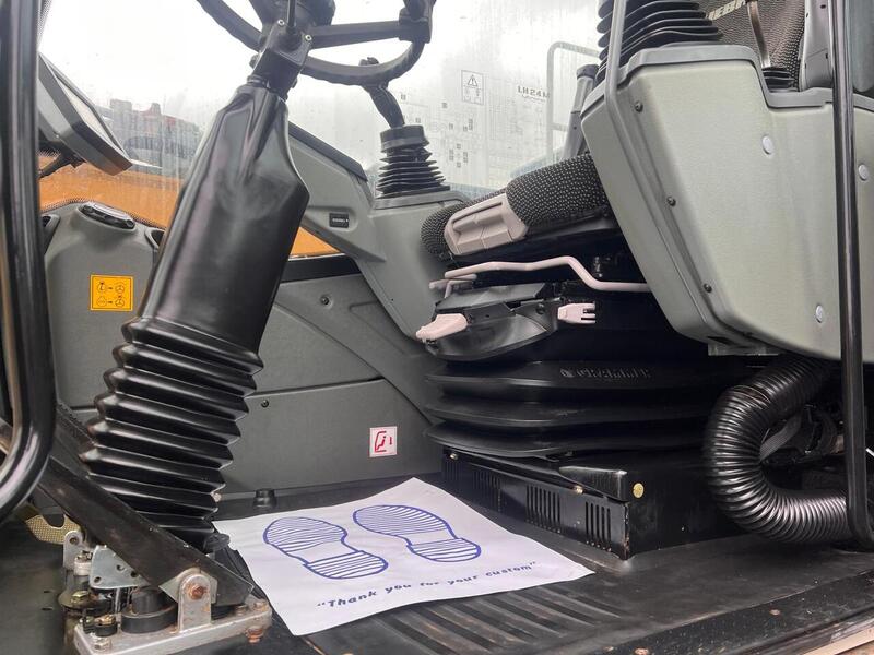 Liebherr Material Handler