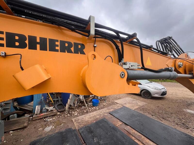 Liebherr Material Handler