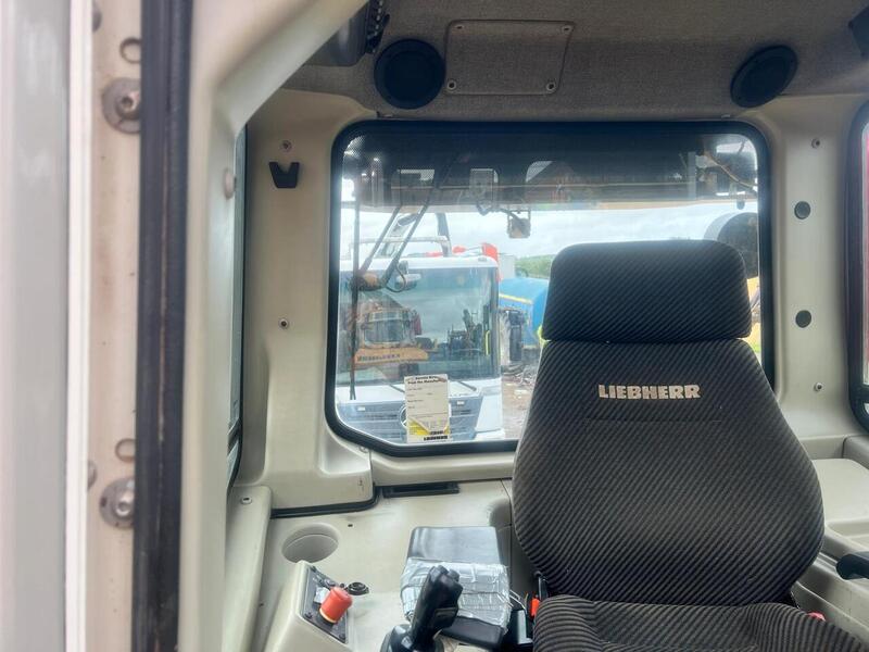 Liebherr LPG Dozer