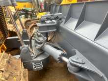 Liebherr PR724 LPG Dozer 