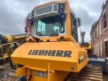 Liebherr PR724 LPG Dozer 