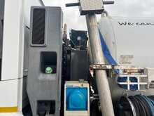 Mercedes-Benz 1830 Jetter & Vac Tanker 