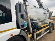 Mercedes-Benz 1830 Jetter & Vac Tanker 