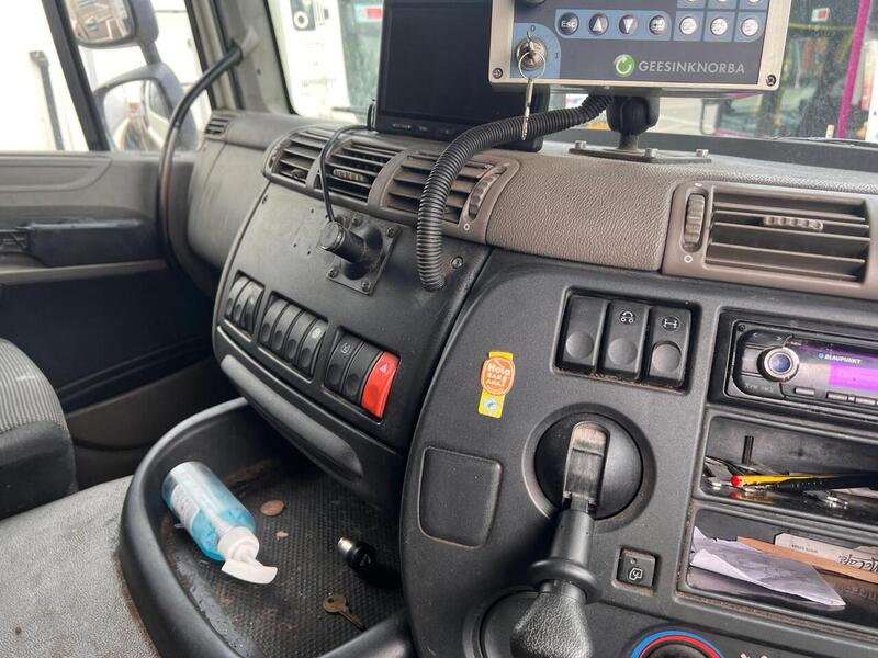 DAF 250 26 Ton Bin Lorry
