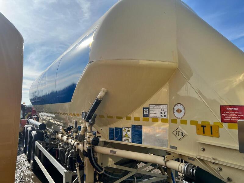 Feldbinder Powder Tanker