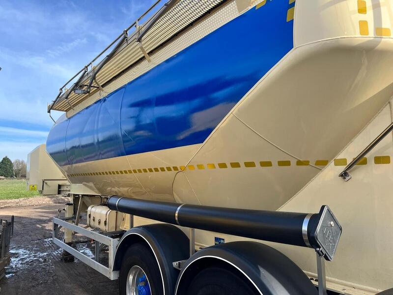 Feldbinder Powder Tanker