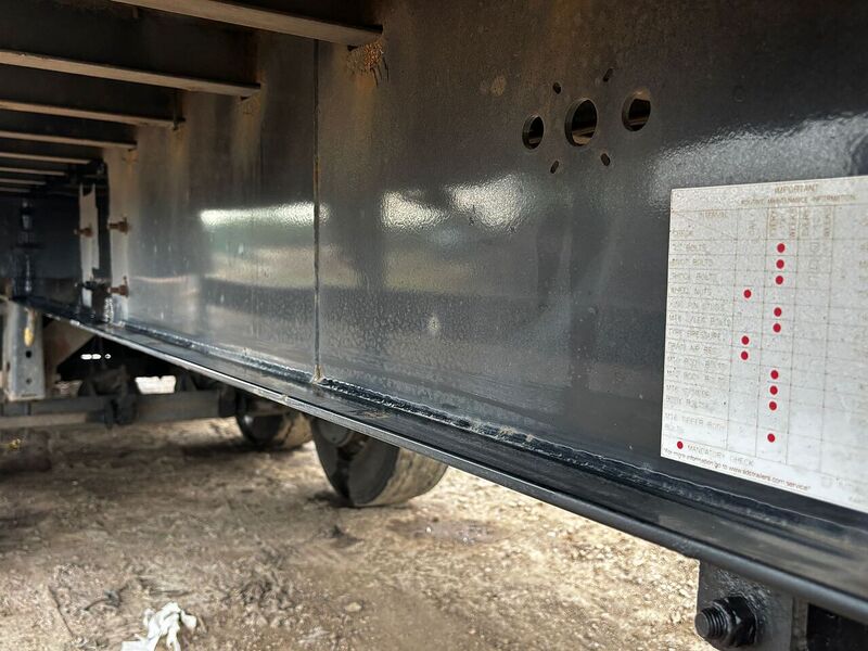 Lawrence David Curtain Side