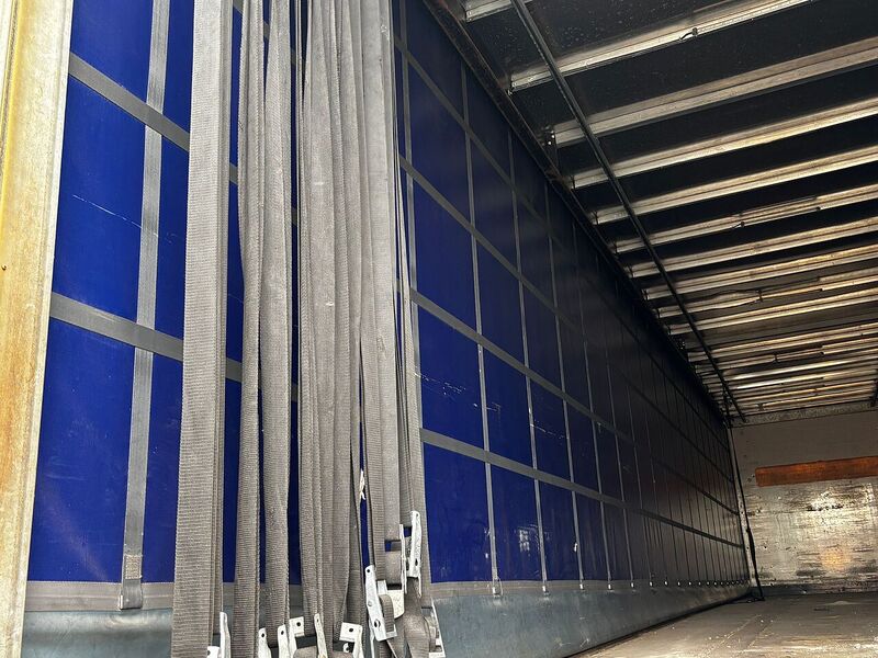 Lawrence David Curtain Side