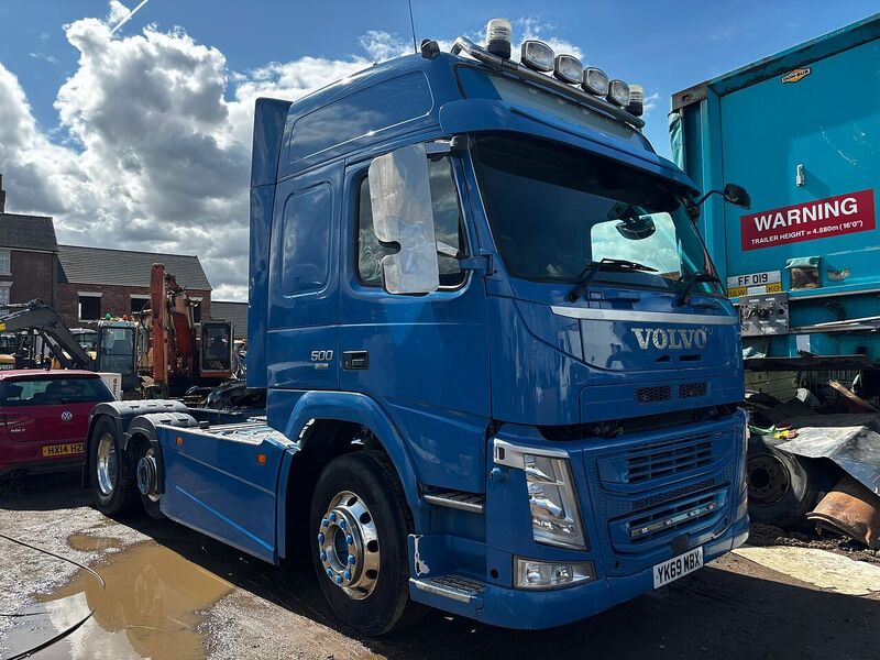 Volvo 500HP Tractor Unit with Tipping Gear