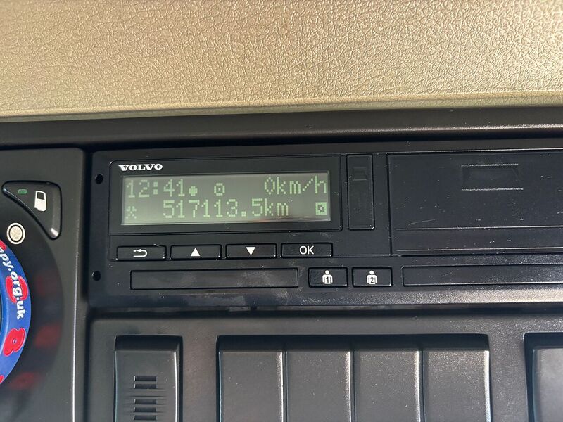 Volvo 500HP Tractor Unit with Tipping Gear