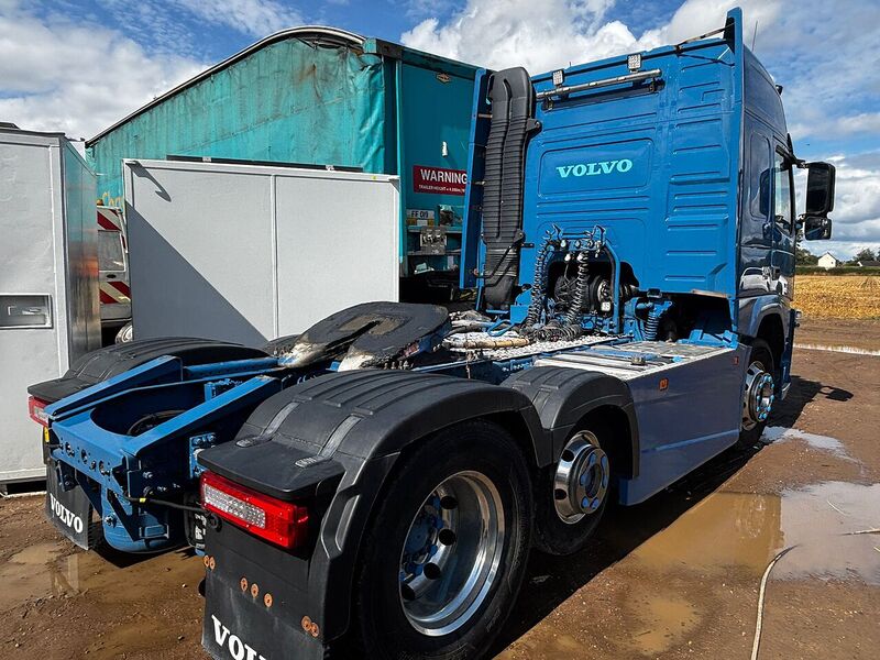 Volvo 500HP Tractor Unit with Tipping Gear