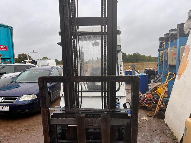 Caterpillar 3 Ton Diesel Forklift