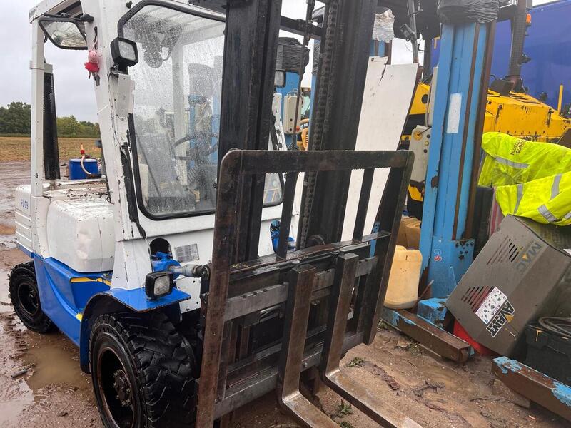Caterpillar 3 Ton Diesel Forklift
