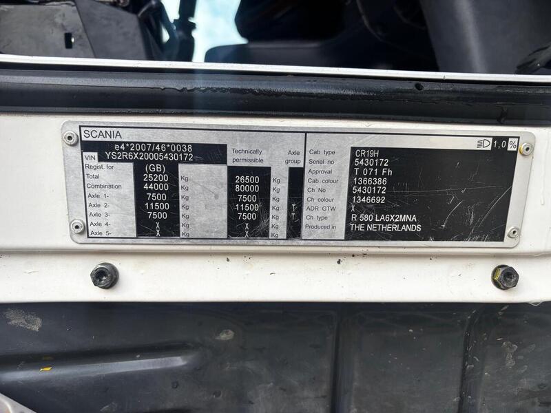 Scania V8 Rear Lift Tractor Unit 