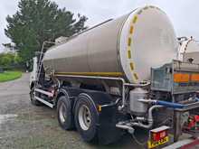 Volvo FM 450 16,000 Litre Milk Tanker 