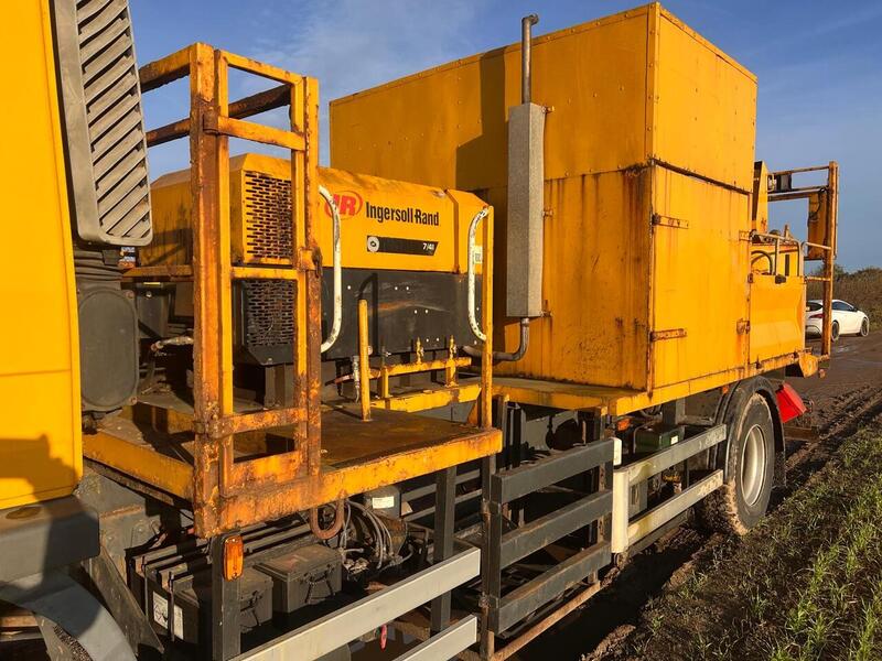 Volvo 18 Ton Line Painting Vehicle Specialist Vehicle 