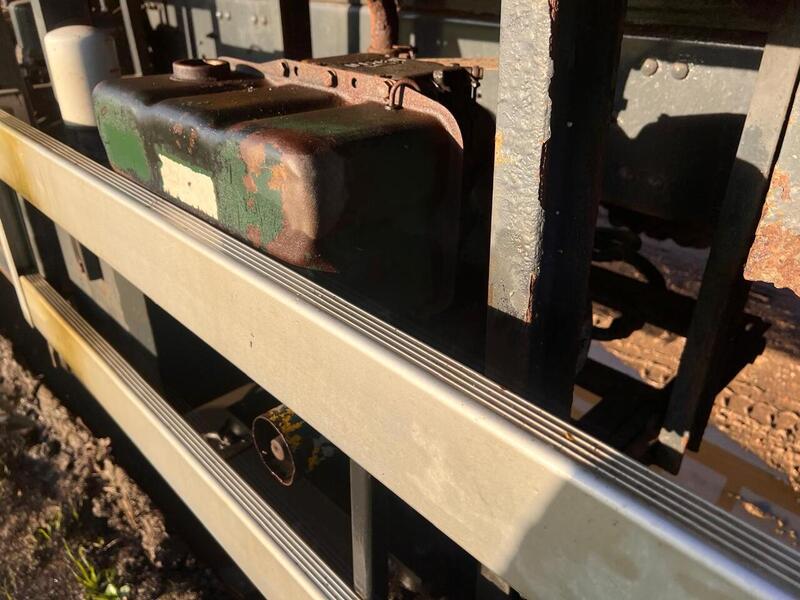 Volvo 18 Ton Line Painting Vehicle Specialist Vehicle 