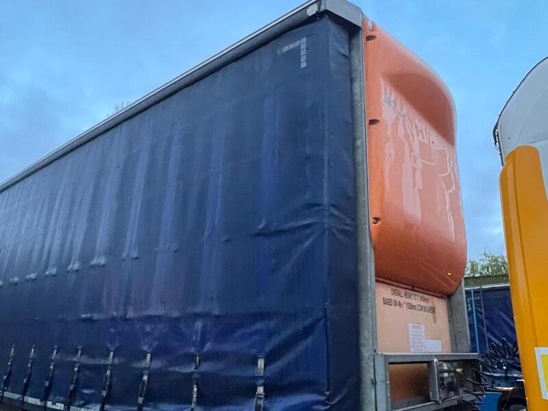 Cartwright Curtain Side Trailers 