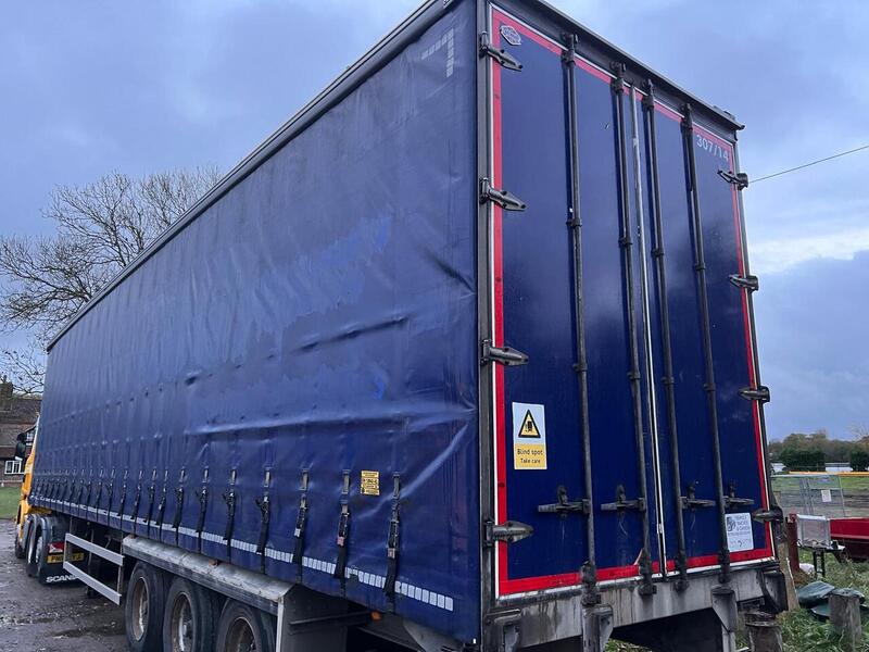 Cartwright Curtain Side Trailers 