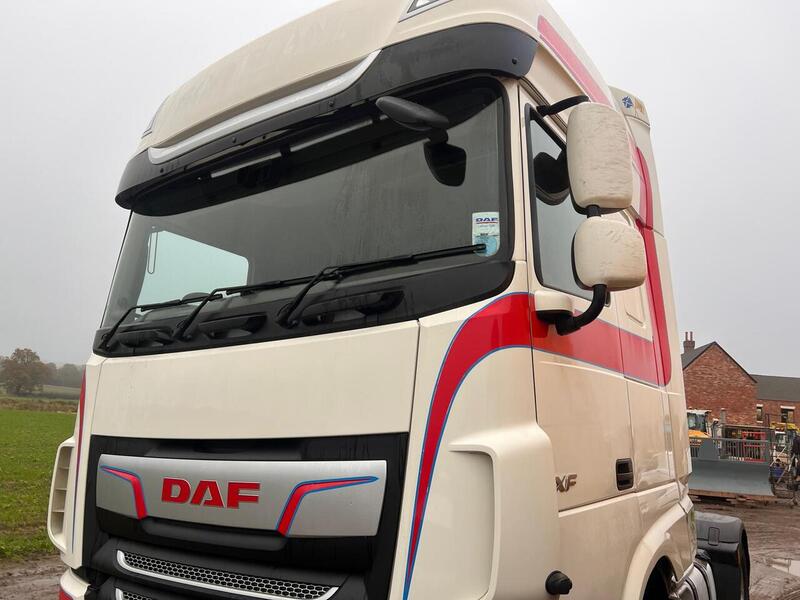 DAF 12.9 Litre Tractor Unit