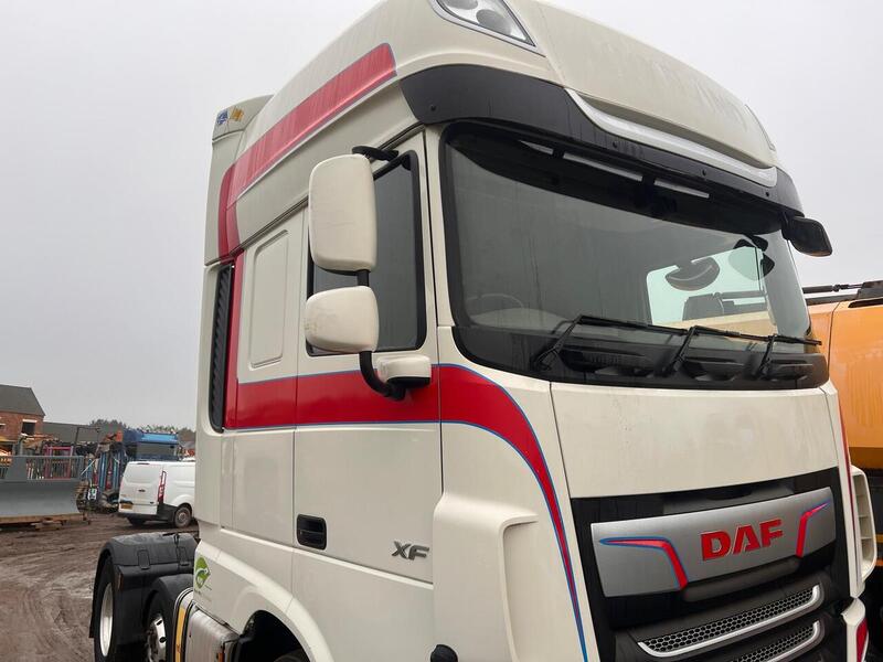 DAF 12.9 Litre Tractor Unit