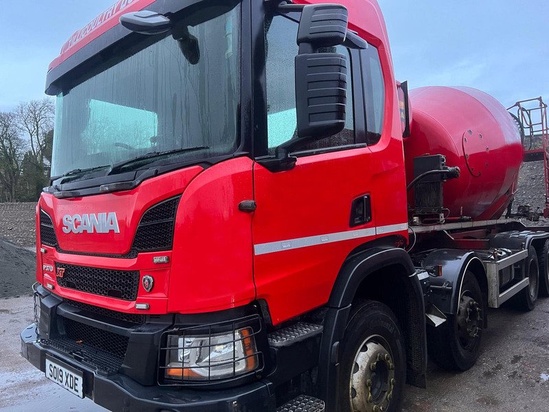 Scania XT Demount Mixer & Tipper