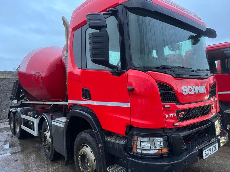 Scania XT Demount Mixer & Tipper