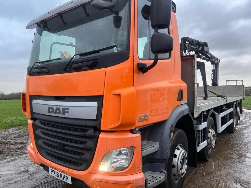 DAF 400 Flat with Rear Mounted Atlas Crane