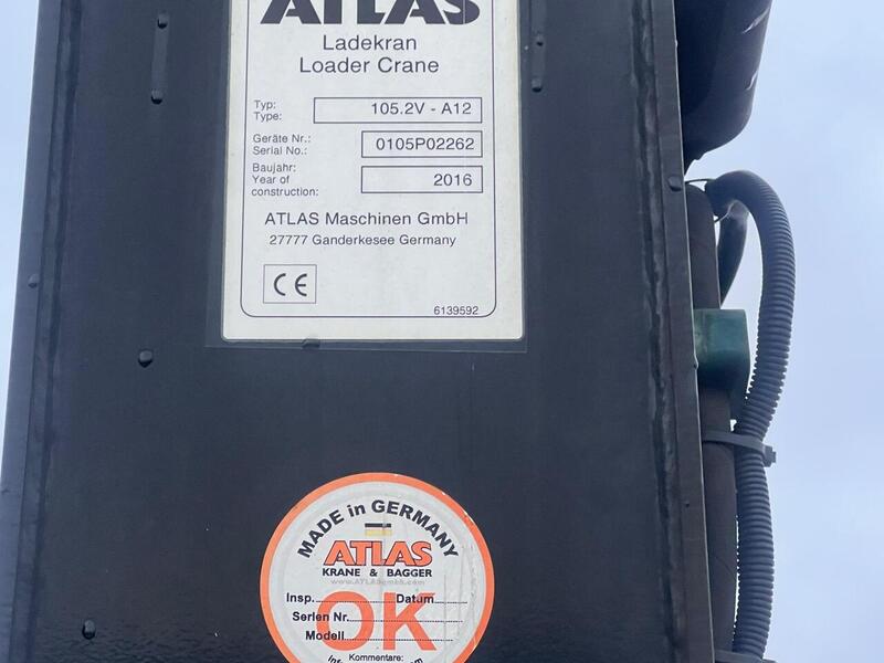 DAF 400 Flat with Rear Mounted Atlas Crane