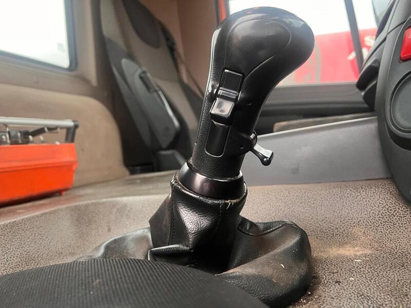 DAF 400 Flat with Rear Mounted Atlas Crane