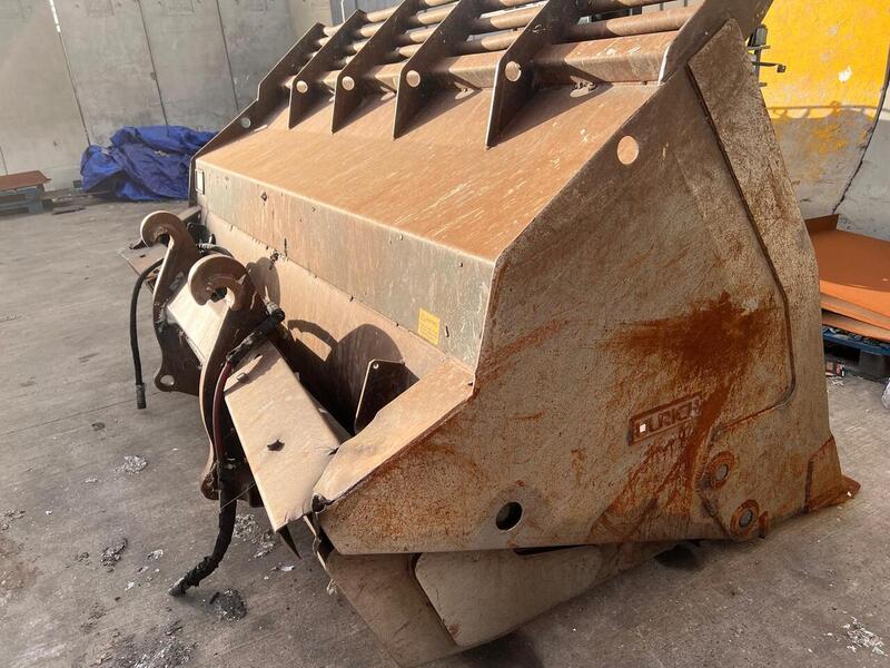 Caterpillar Loading Shovel