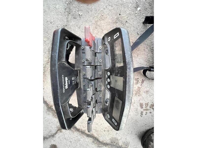 Renault with Dropside Crane Trailer 