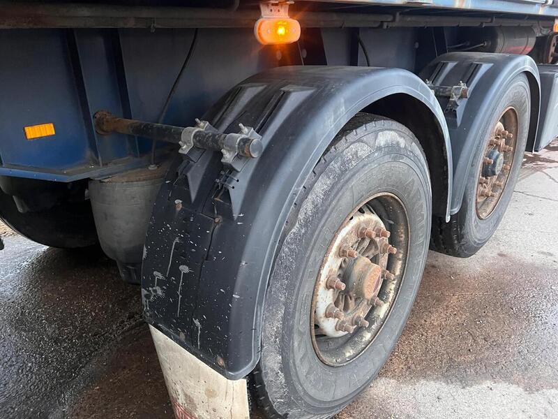 Renault with Dropside Crane Trailer 