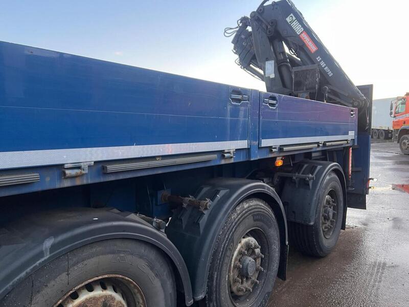 Renault with Dropside Crane Trailer 