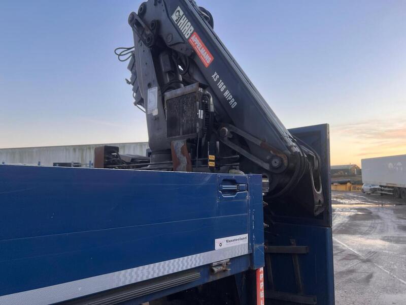 Renault with Dropside Crane Trailer 