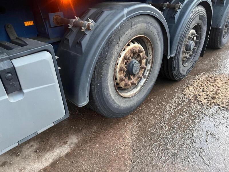 Renault with Dropside Crane Trailer 