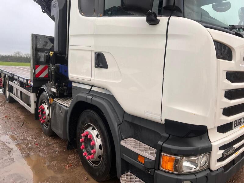 Scania Flat with 6 Extension Crane