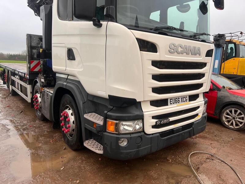 Scania Flat with 6 Extension Crane