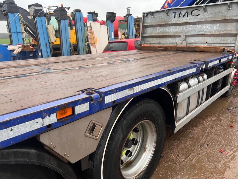 Scania Flat with 6 Extension Crane Flatbed 